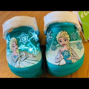 ❄️FROZEN❄️ELSA👸🏼 CROCS